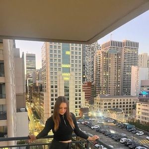 Meet your Posher, Tessa